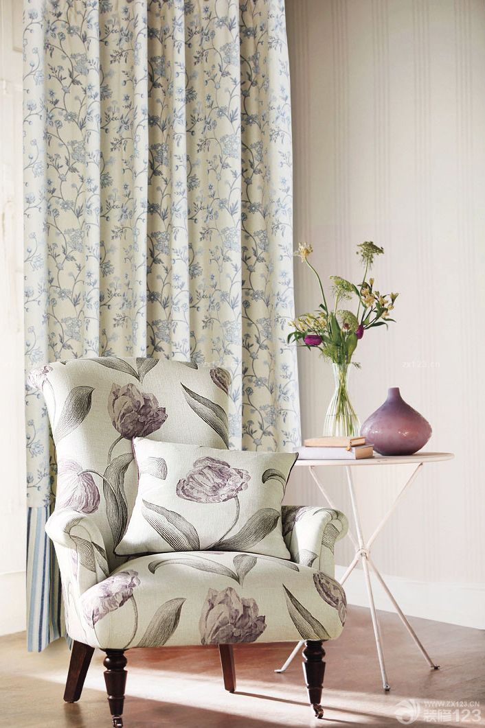 70平方房子客厅布艺窗帘装修设计图片大全
