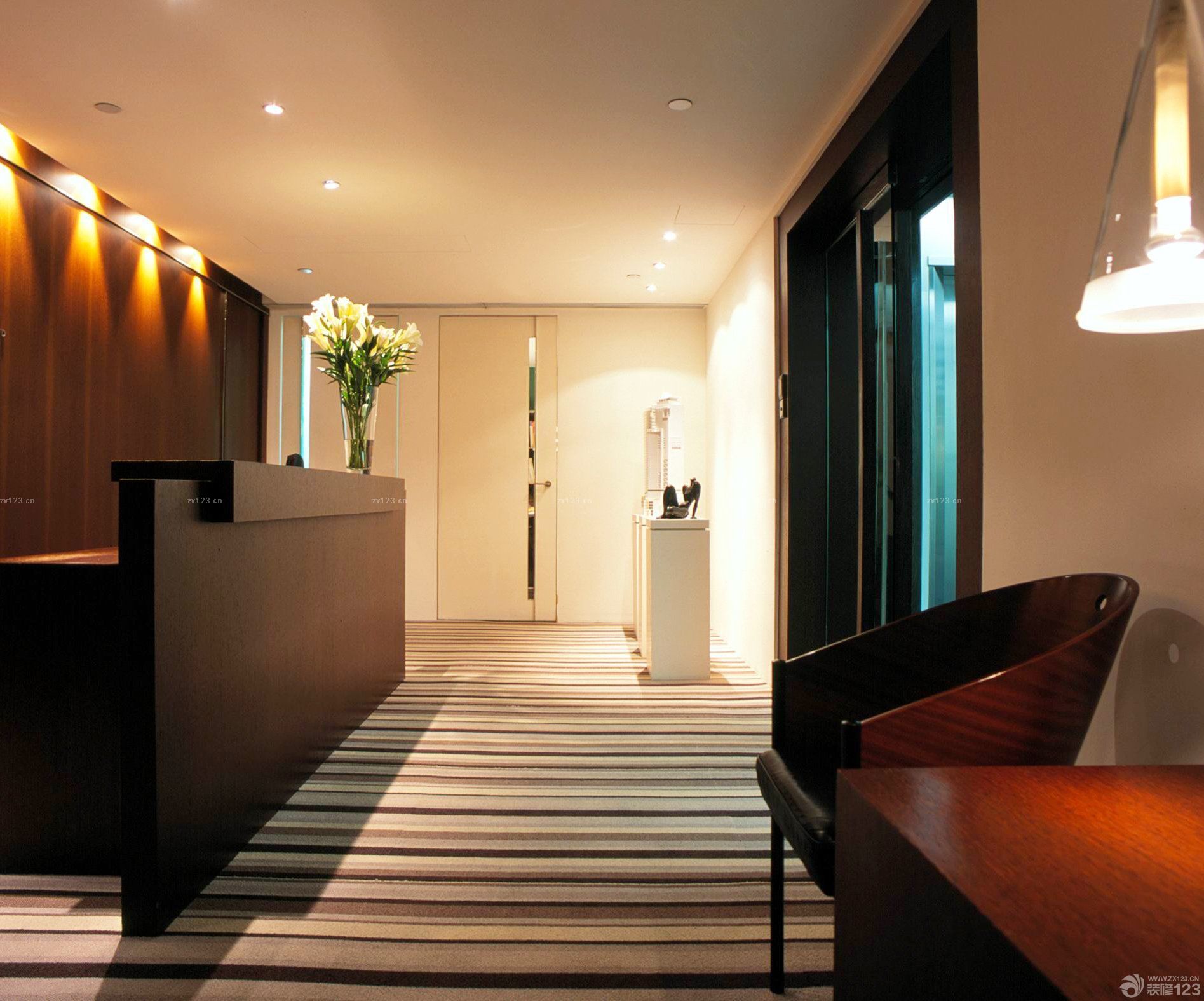 办公室走廊效果图