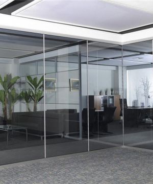 现代办公室玻璃墙设计效果图片
