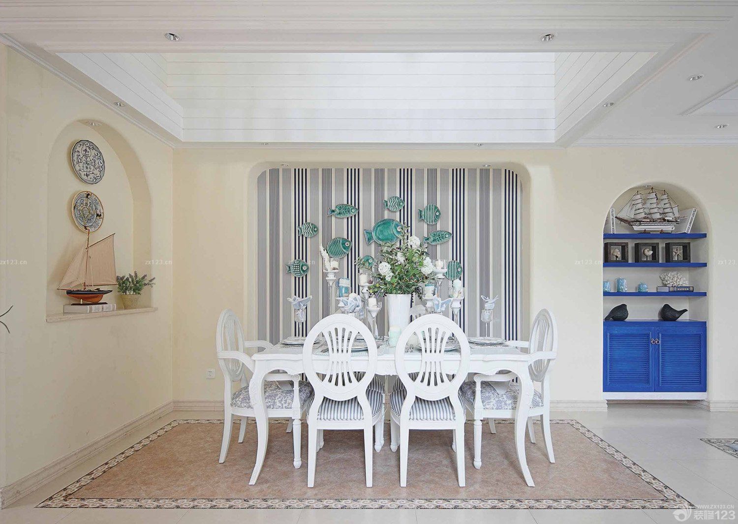 70平方两室一厅装修餐厅户图效果图