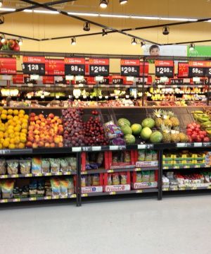 温馨蔬果超市黄色墙面装修效果图