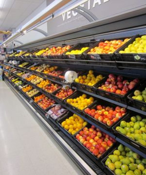 蔬果超市白色地砖装修效果图片欣赏