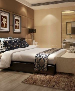 60平米小户型两室卧室床头装饰画装修效果图片