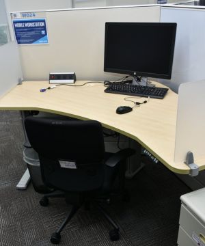 政府办公室办公桌椅装修效果图片欣赏