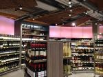 个性loft风格超市红酒柜图