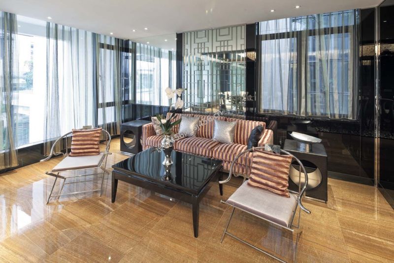 现代小户型沙发背景墙装修效果图片