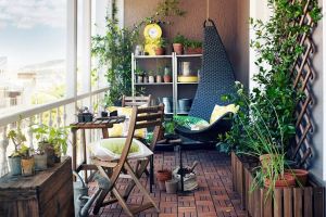 女孩为了考验男孩....