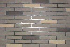 教你如何辨别人工着色的石材