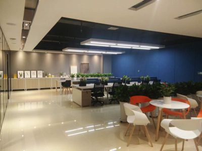 瀚海北金蜜雪冰城办公室