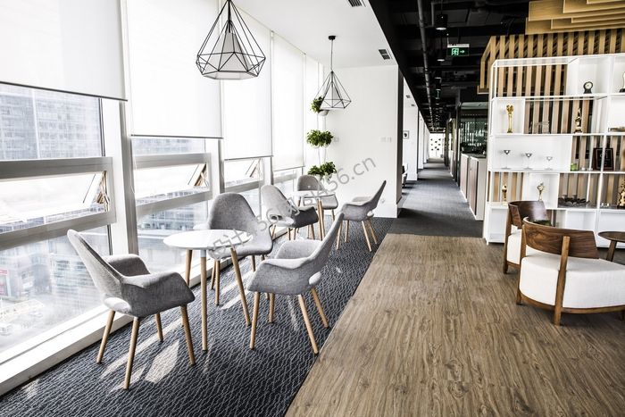 2020现代办公室设计效果图 2020落地窗装修设计图