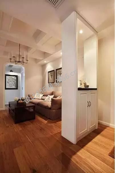 美式简约家居 2020进门鞋柜隔断装修效果图