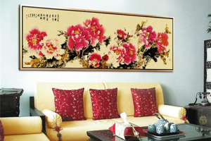 【江门华浔品味装饰】家庭装修客厅挂什么画好?