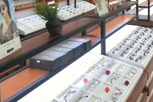 云南眼镜店如此装修 凌视讯帮你打造火爆生意不再是梦