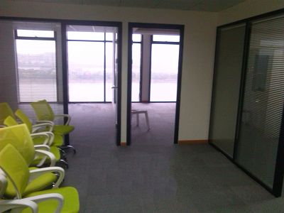 长沙达美现代风格280平方米办公室装修实景图