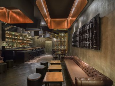 230平米青年酒吧装修效果图