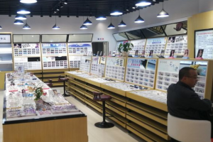 云南眼镜店装修的“吸睛大法” 你必须知道的规则