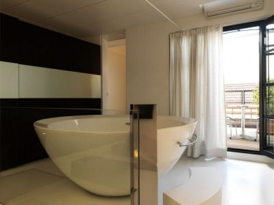 港式风格装修案例三居室98㎡