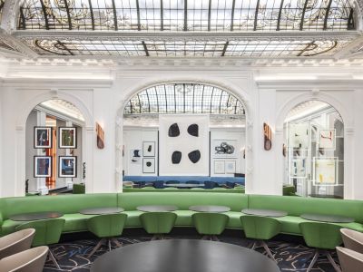 2400平米混搭创意酒店装修设计案例