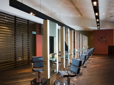 美发装修设计案例效果图