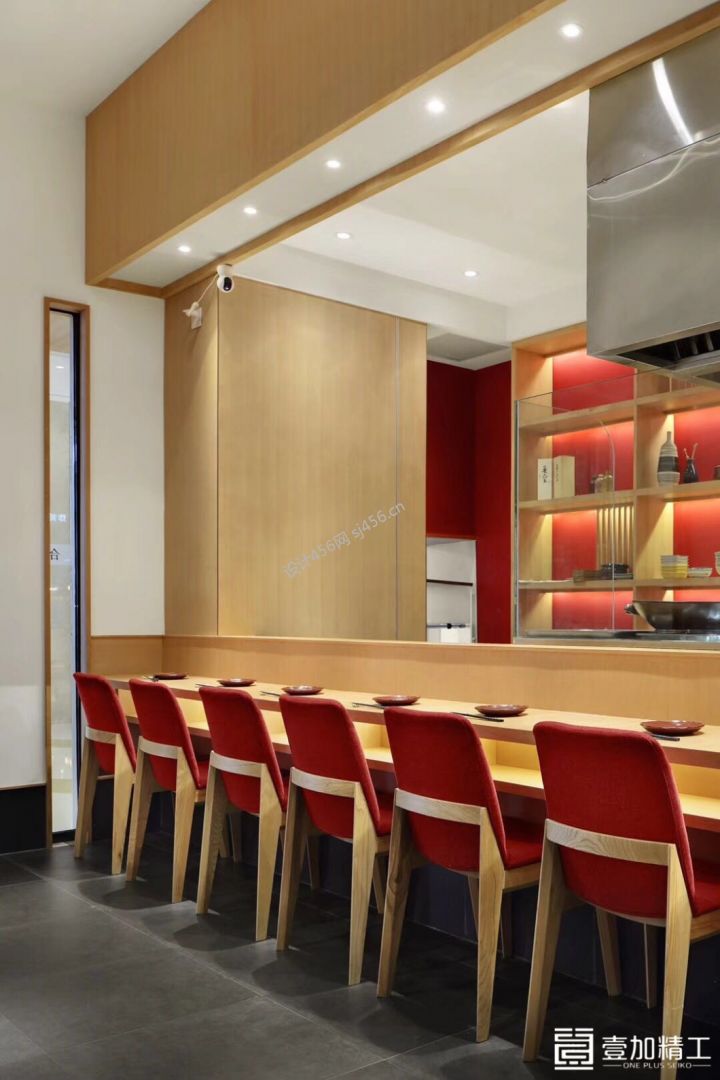 2020日本料理店吧台餐桌装修效果图