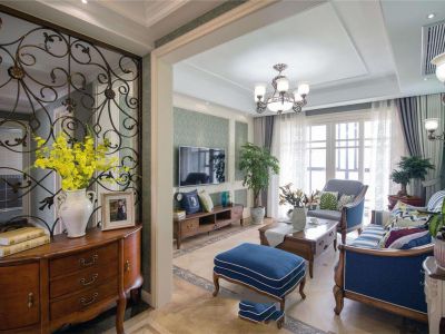 领秀智谷美式105平三居室装修案例