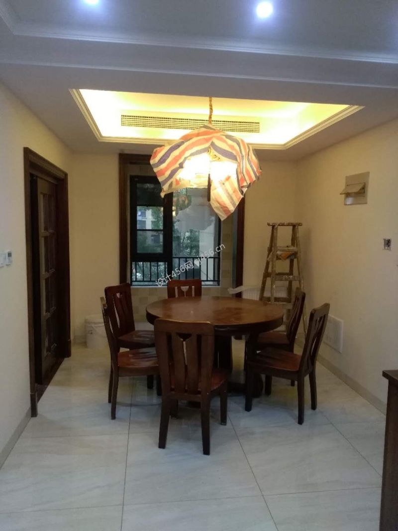 中式风格135平米三居室室内餐厅吊灯红木桌椅装潢设计效果图