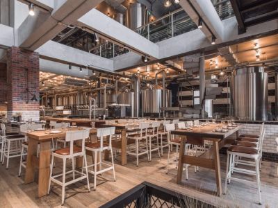 鹅岛精酿啤酒吧法式风格1600平装修效果图