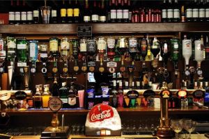 酒吧文化 听业主说吧台装修