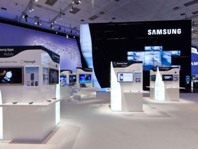 1500平米现代风格电子产品展馆设计效果图