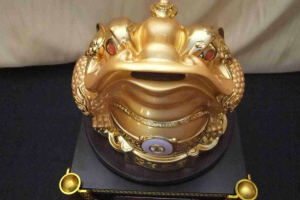 招财蟾蜍怎么摆放好 什么属相不能摆金蟾