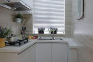 【福州九鼎装饰】究竟厨房瓷砖怎么粘 厨房瓷砖选择技巧有哪些