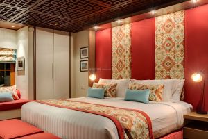 客厅用灰色瓷砖好看吗？客厅铺什么颜色瓷砖好