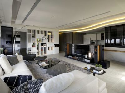 雅居乐花园140平米现代风格三居室装修案例