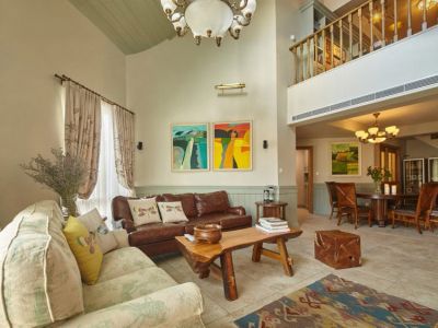 百成上院田园美式220平米别墅装修案例