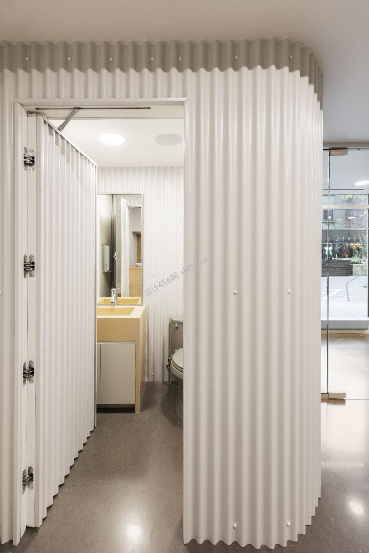 500平米现代风格牙科诊所卫生间装修效果图