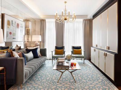 东悦城英式轻奢142平米三室两厅装修案例