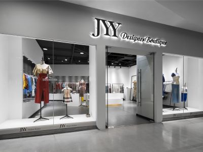 成都服装店时尚现代风格55平米装修案例