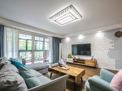 中海外北岛120平三居室北欧极简风格装修案例