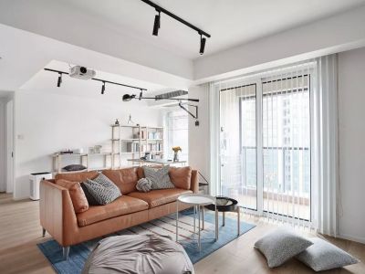 北湖国际112平米三居室现代简约装修案例