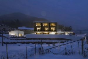 [北京鑫安伟业装饰]理工男打造的超高颜值民宿，帅呆了！