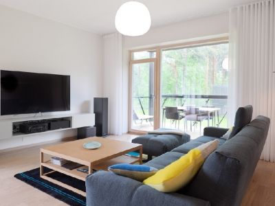 由山由谷135平三居室现代简约风格装修案例