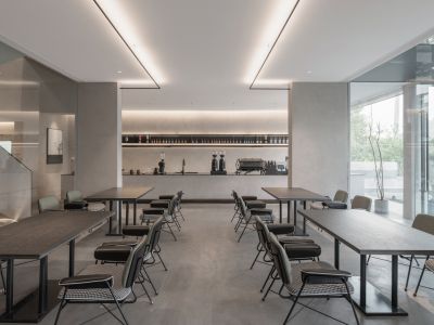 160平米现代极简风咖啡厅装修案例