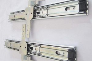 [筑维装饰公司]衣柜滑道材质有哪些 衣柜滑道怎么选择