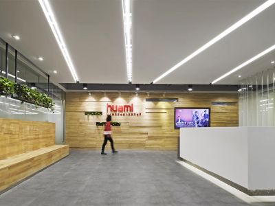 2400平科技公司办公室装修案例