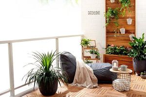 [成都龙发装饰]阳台装成花园，简单改造，变身美景区