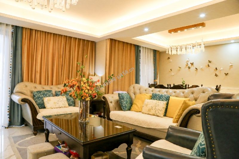 148平三居室美式经典风格客厅装修效果图