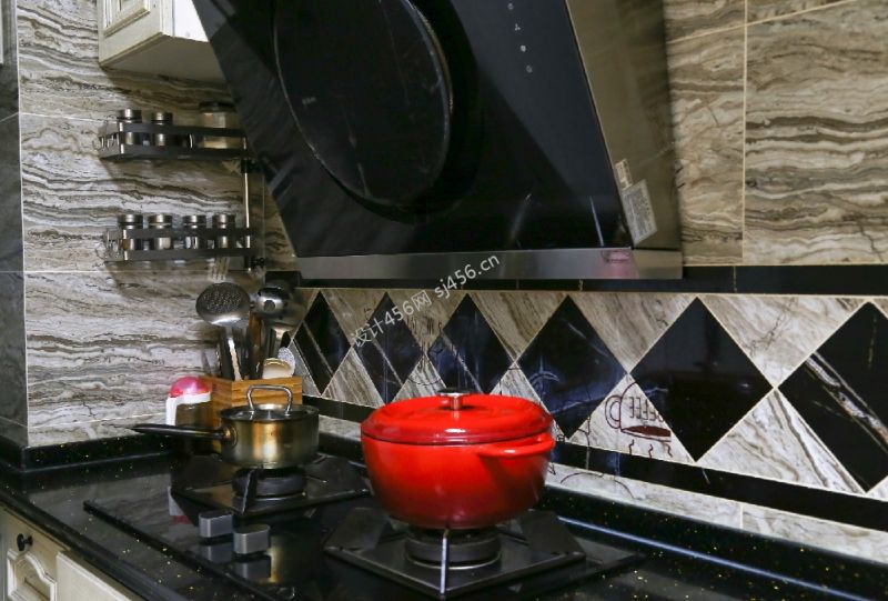 148平三居室美式经典风格厨房装修效果图