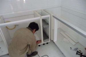 [南京经典装饰]橱柜如何维修？橱柜小毛病维修知识