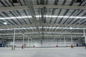 [南千禾尚艺装饰]如何控制厂房装修的价格，厂房装修吊顶注意事项！