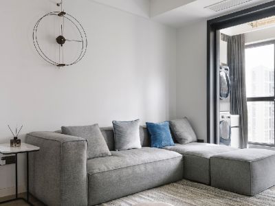 河畔家园115平三居室现代简约风格装修案例